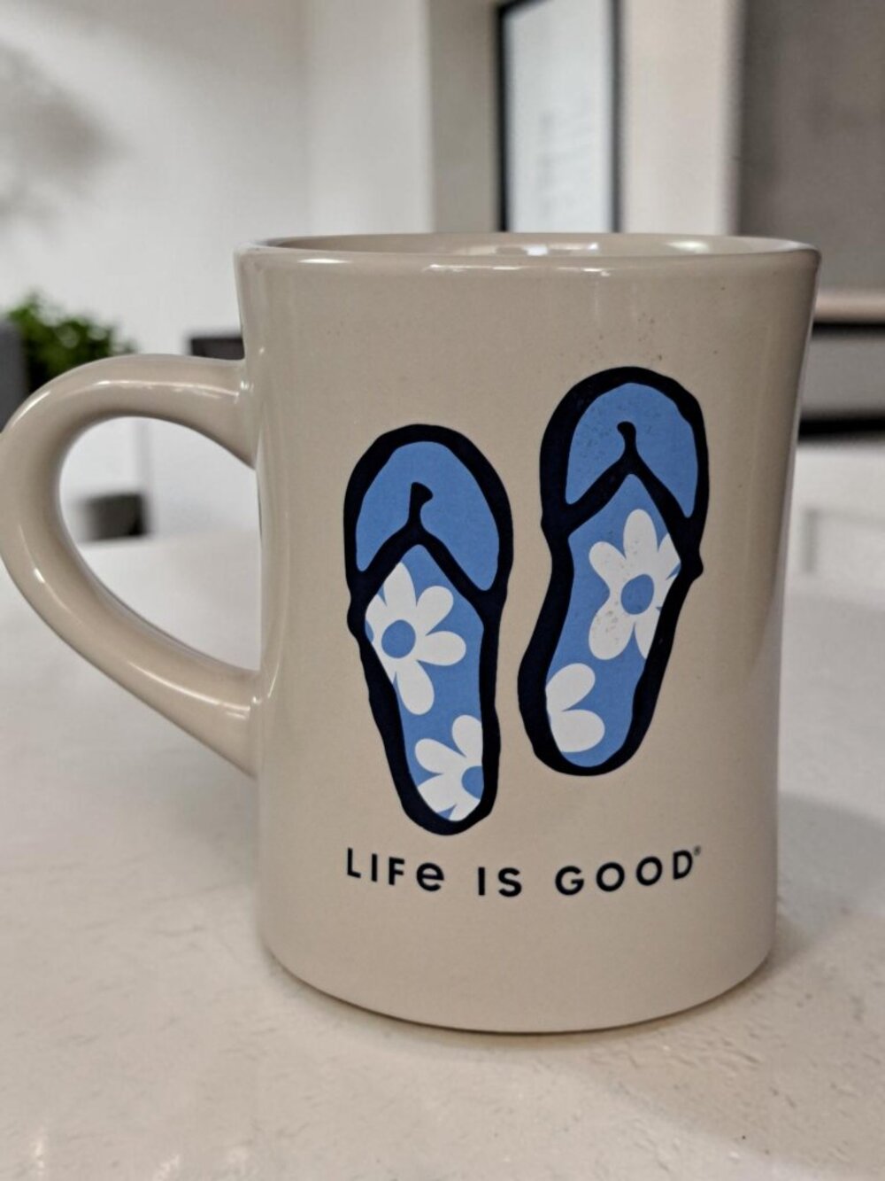 Life is Good Keep it Simple Flips Flops 15 oz Restaurant Diner Coffee Mug